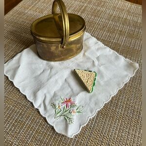 Retired 1980s American Girl / Pleasant Company Samantha's Tea Tin Lunchbox